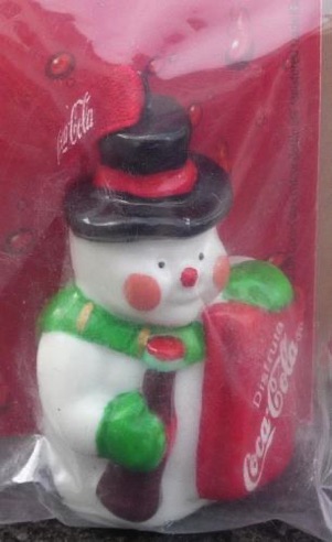 4576-7 € 2,50  coca cola ornament steen sneeuwpop